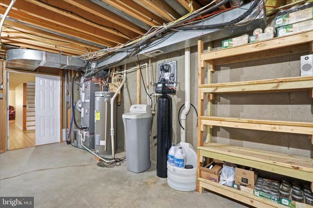 10 CARDIFF CT, Hedgesville, WV 25427