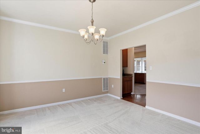 10 CARDIFF CT, Hedgesville, WV 25427