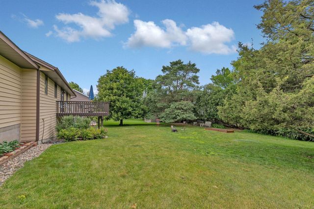 1905 Prairie Hill Road, Saint Cloud, MN 56301