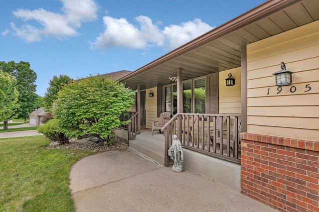 1905 Prairie Hill Road, Saint Cloud, MN 56301