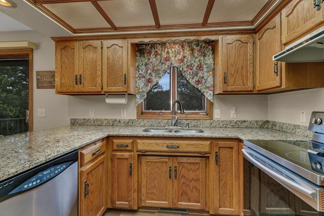 1905 Prairie Hill Road, Saint Cloud, MN 56301