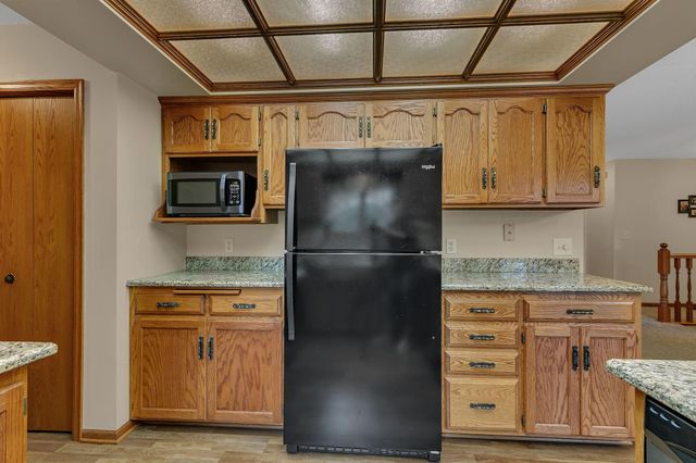 1905 Prairie Hill Road, Saint Cloud, MN 56301