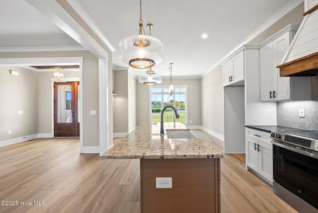 2560 Lassiter Road, Four Oaks, NC 27524