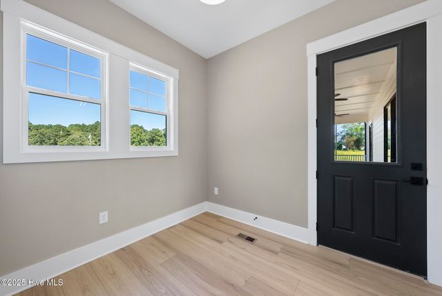 2560 Lassiter Road, Four Oaks, NC 27524