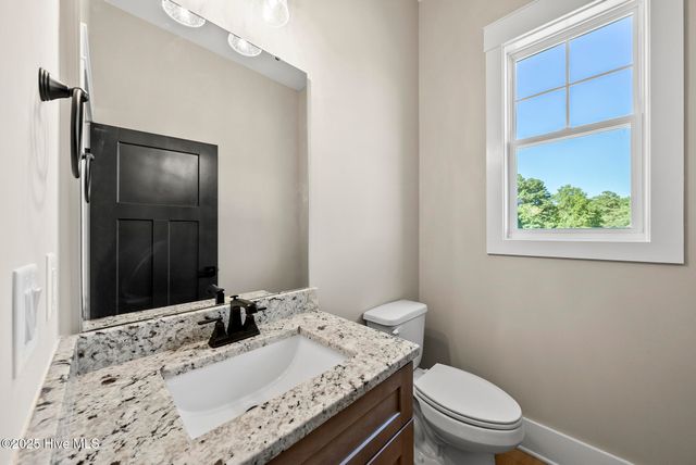 2560 Lassiter Road, Four Oaks, NC 27524