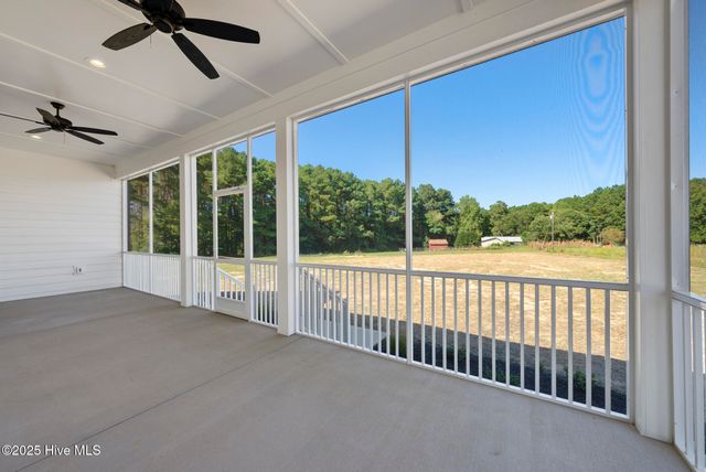 2560 Lassiter Road, Four Oaks, NC 27524