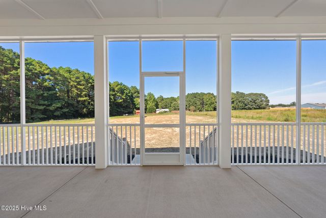 2560 Lassiter Road, Four Oaks, NC 27524