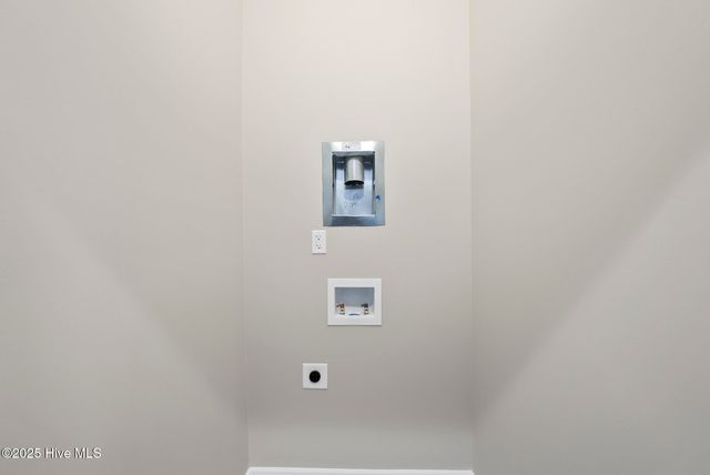 2560 Lassiter Road, Four Oaks, NC 27524