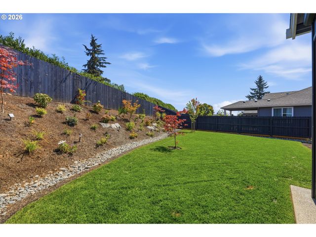 16164 SERRES FARMS Way, Oregon City, OR 97045