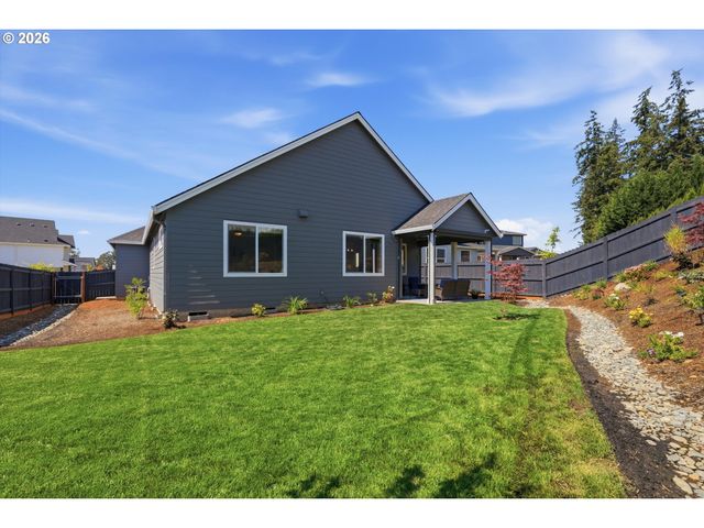 16164 SERRES FARMS Way, Oregon City, OR 97045