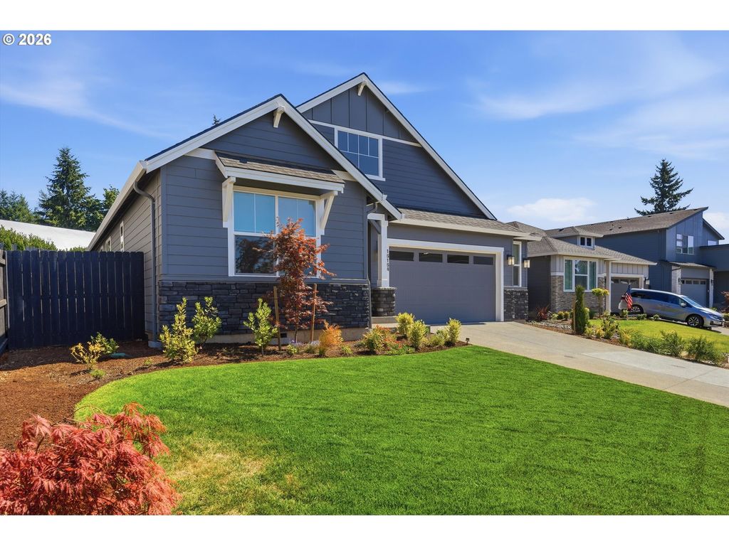 16164 SERRES FARMS Way, Oregon City, OR 97045