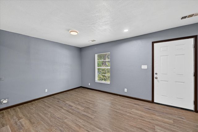 601 Royal Street, Cleburne, TX 76031