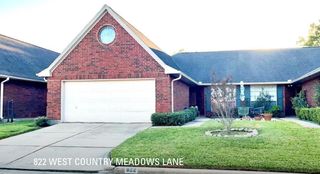 822 W Country Meadows Lane, Pearland, TX 77584