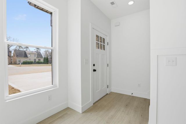 433 Ambiance Court, Spartanburg, SC 29301