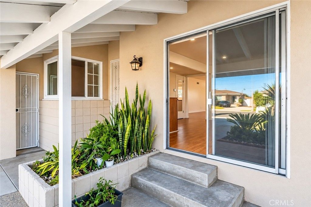 16827 S Raymond Avenue, Gardena, CA 90247 — photo 3