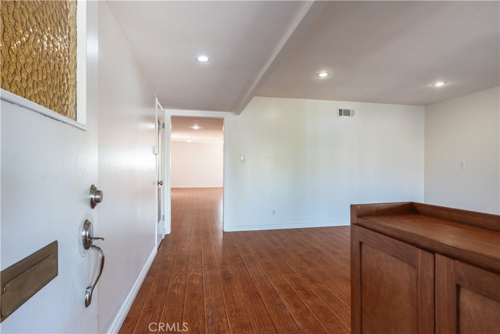 16827 S Raymond Avenue, Gardena, CA 90247 — photo 4