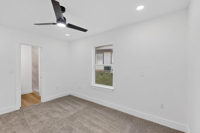 928 Hackamore Street, White Settlement, TX 76108