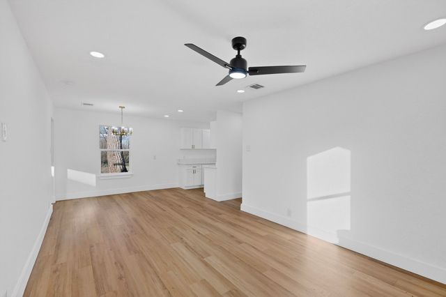 928 Hackamore Street, White Settlement, TX 76108