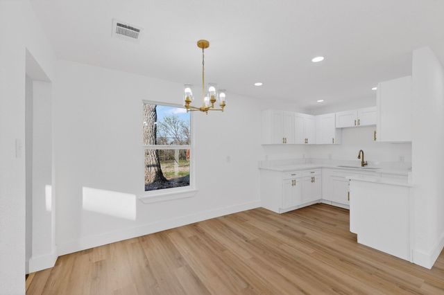 928 Hackamore Street, White Settlement, TX 76108