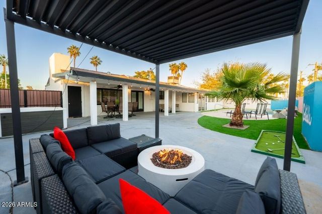 8331 E MEADOWBROOK Avenue, Scottsdale, AZ 85251