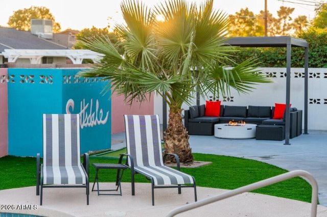 8331 E MEADOWBROOK Avenue, Scottsdale, AZ 85251