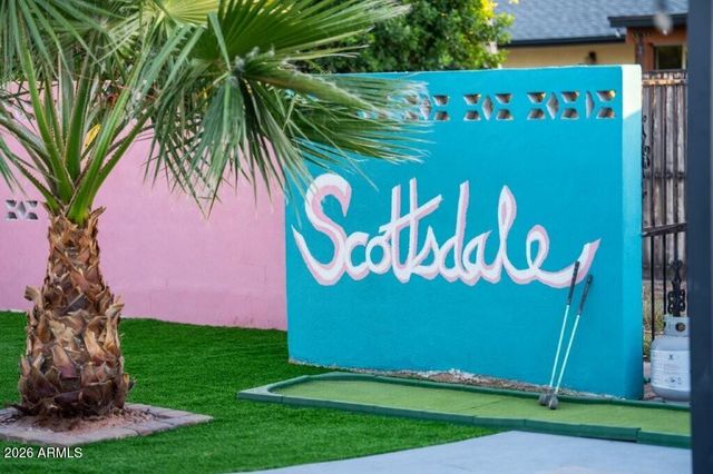 8331 E MEADOWBROOK Avenue, Scottsdale, AZ 85251