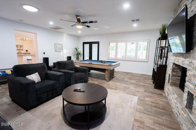 8331 E MEADOWBROOK Avenue, Scottsdale, AZ 85251