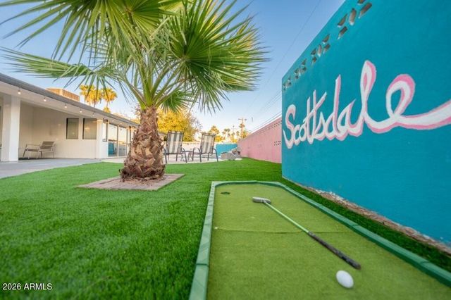 8331 E MEADOWBROOK Avenue, Scottsdale, AZ 85251