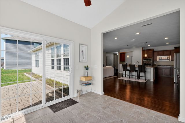 6121 Marigold Court, Whitestown, IN 46075