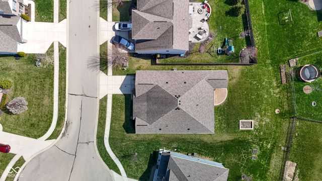 6121 Marigold Court, Whitestown, IN 46075