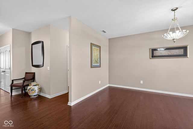 6121 Marigold Court, Whitestown, IN 46075