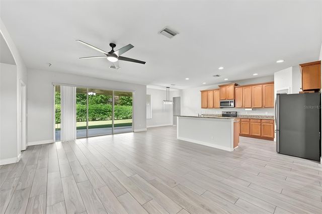 3403 WALDEN RESERVE DRIVE, Plant City, FL 33566