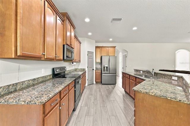 3403 WALDEN RESERVE DRIVE, Plant City, FL 33566