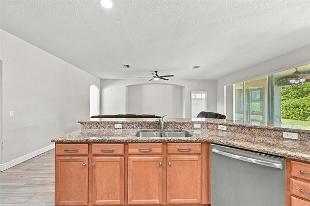 3403 WALDEN RESERVE DRIVE, Plant City, FL 33566