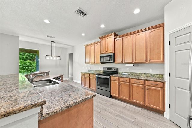 3403 WALDEN RESERVE DRIVE, Plant City, FL 33566