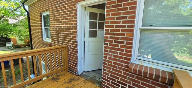 2912 Woodleigh Street 2, Winston-salem, NC 27127