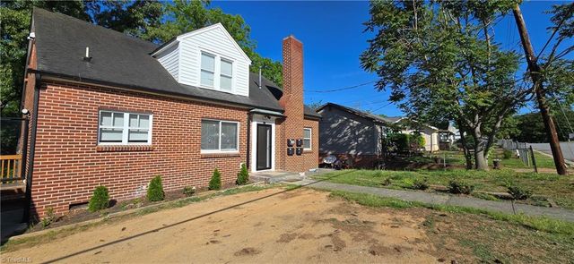 2912 Woodleigh Street 2, Winston-salem, NC 27127