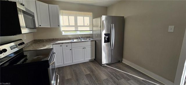 2912 Woodleigh Street 2, Winston-salem, NC 27127