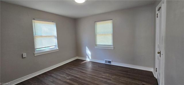 2912 Woodleigh Street 2, Winston-salem, NC 27127