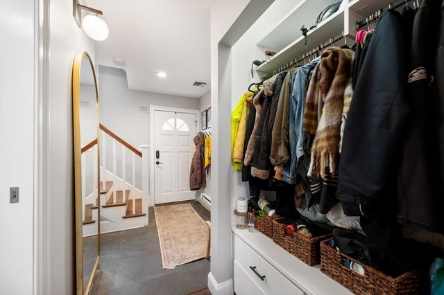 333 W 4th St 333, Boston, MA 02127