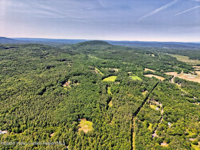 66 Hideaway Road, Palenville, NY 12463