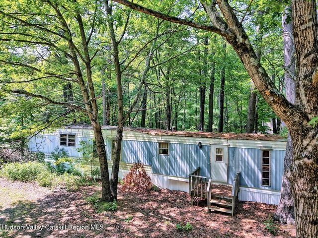 66 Hideaway Road, Palenville, NY 12463
