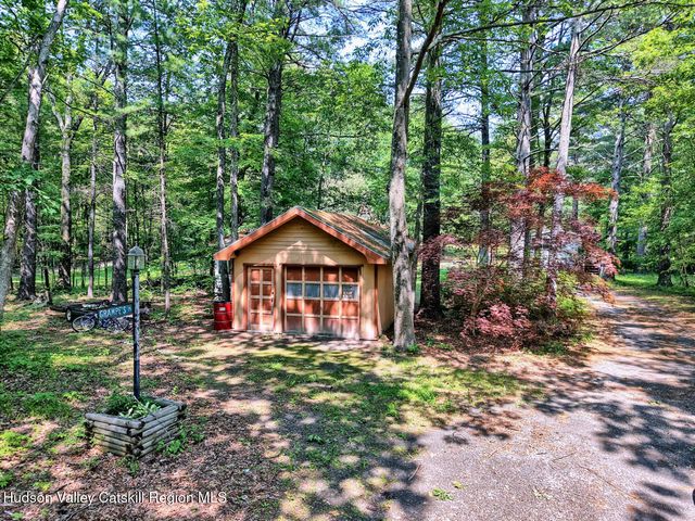 66 Hideaway Road, Palenville, NY 12463