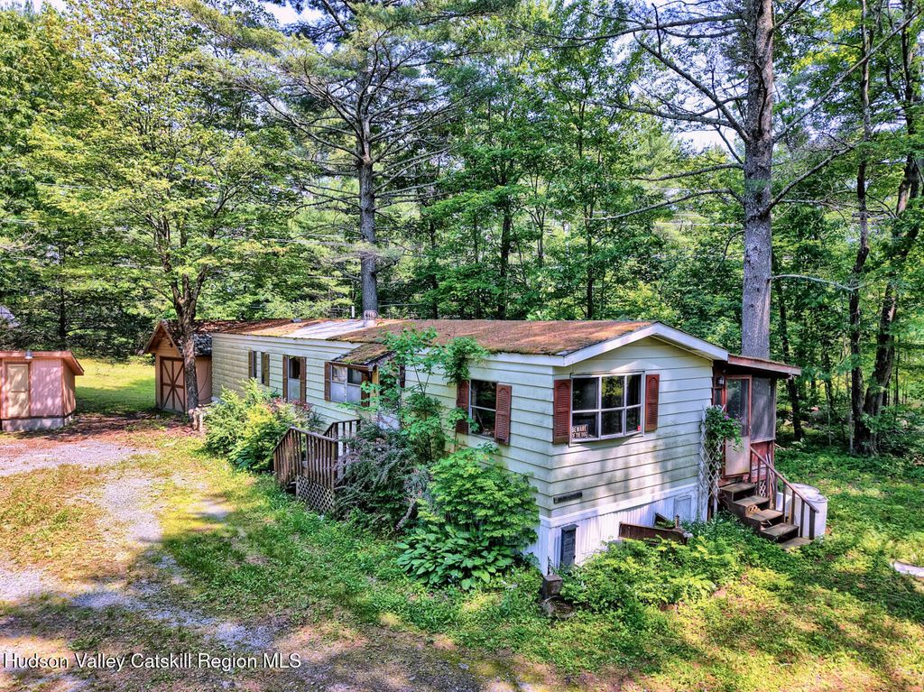 66 Hideaway Road, Palenville, NY 12463