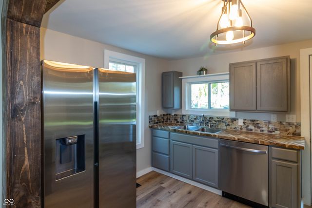 2914 State Street, New Castle, IN 47362