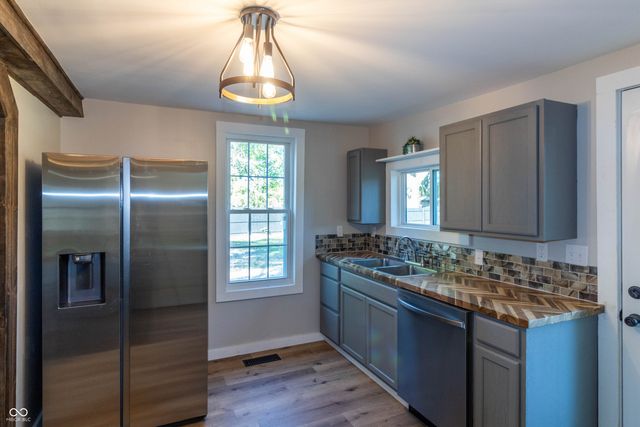 2914 State Street, New Castle, IN 47362