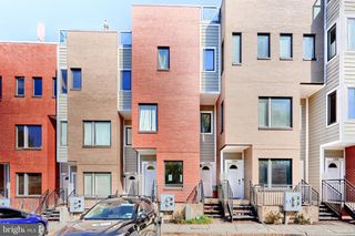 1352 Talbert Ct SE # 14A, Washington, DC 20020