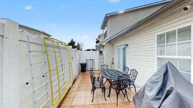 876 Wolves Den Pl, Murfreesboro, TN 37128