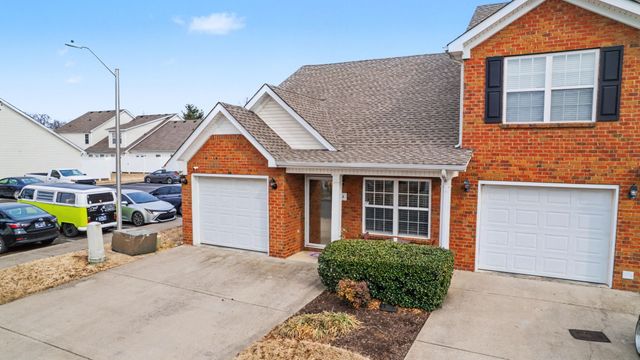 876 Wolves Den Pl, Murfreesboro, TN 37128