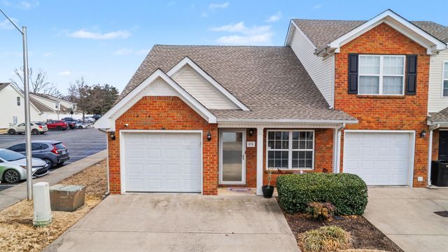 876 Wolves Den Pl, Murfreesboro, TN 37128